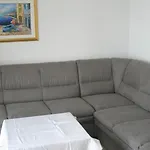Vava Lägenhet Podstrana