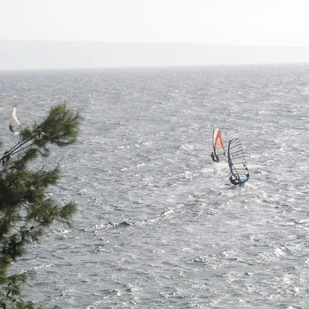 Vava بودْسْتغانا